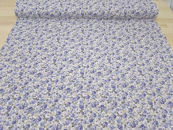 シーチング生地 布【50×110cm】小さな薔薇柄 小花 花柄 バラ ばら ローズ 上品 シック ブルー 5枚目の画像