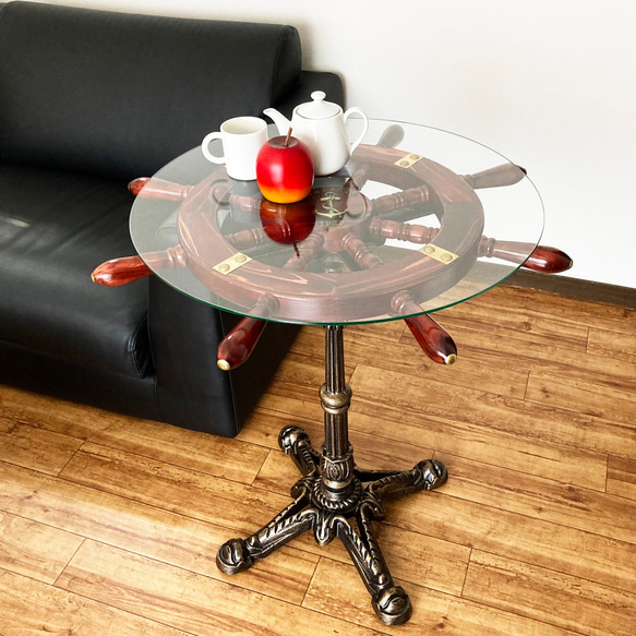 アンティークテーブル 丸ガラステーブル｜クラシカル　海　マリンテーブル　ガラス　ラダー　操舵輪　カフェ　丸テーブル 2枚目の画像