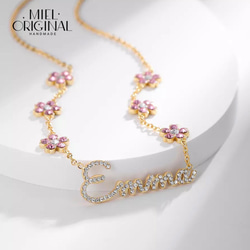 名入れ✨イニシャル キラキラ ネームネックレス 名前入り ゴージャス