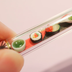 【Creema限定】女性のお寿司ボールペン(替芯2本付) 5枚目の画像