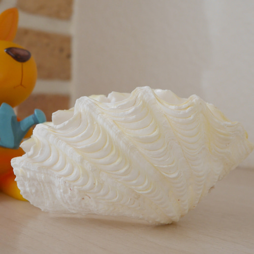ヤナカーン　うさぎ➕シャコ貝 かわいい(再入荷未定)YARNNAKARN(ヤナカーン) ラビットウォール