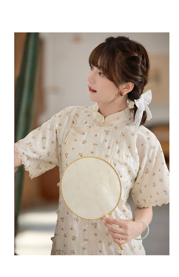 乳白色 提花蕾絲寬袖少女中長旗袍 新中式中秋春節改良連身裙洋裝 第7張的照片