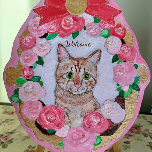 茶トラ猫 赤ピンク薔薇リース トールペイントハンドメイド 似顔絵表札