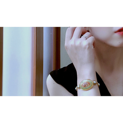 ✽ Ariel ✽.｡.: チェコガラスボタン ブレスレット ブレスレット