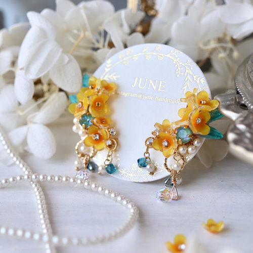 山本 イヤーカフ ゴールド 金具 押し花 立体乾燥花 e651a0d19ac82fd74c1723e6307599