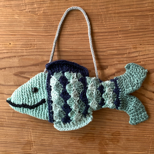 コットン糸 魚のオーナメント あみぐるみ 編みぐるみ かぎ針編み