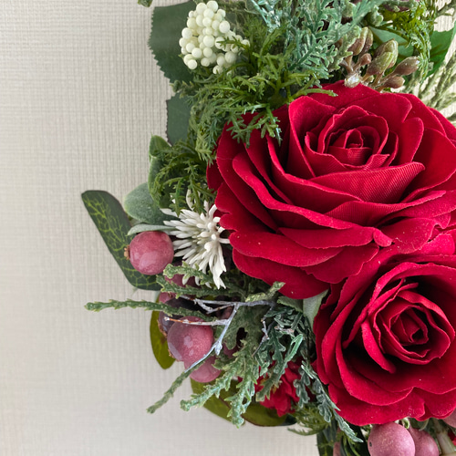 Creema限定』【送料無料】赤いバラのクリスマスリース アーティ