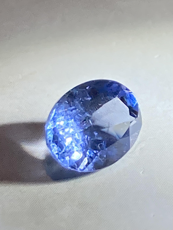 YU様お取置き໒✨タンザナイト　1.43ct  バイカラー　ルース 4枚目の画像