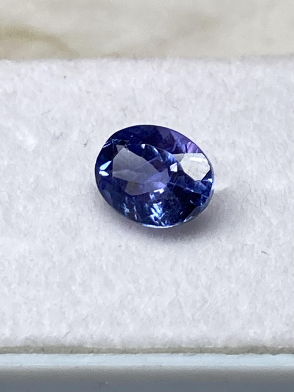 YU様お取置き໒✨タンザナイト　1.43ct  バイカラー　ルース 2枚目の画像