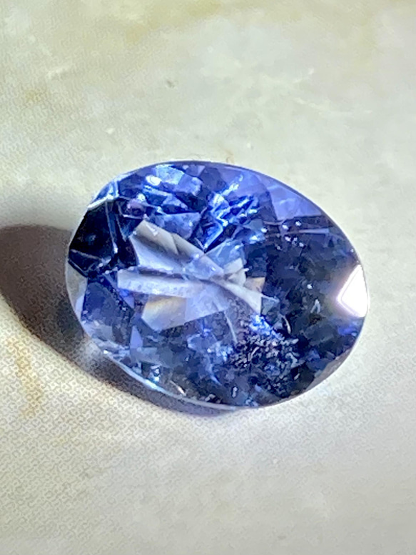 YU様お取置き໒✨タンザナイト　1.43ct  バイカラー　ルース 3枚目の画像