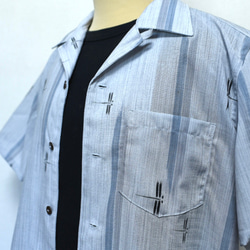 着物リメイク グレーにトンボ柄のアロハシャツ メンズMサイズ 1枚目の画像