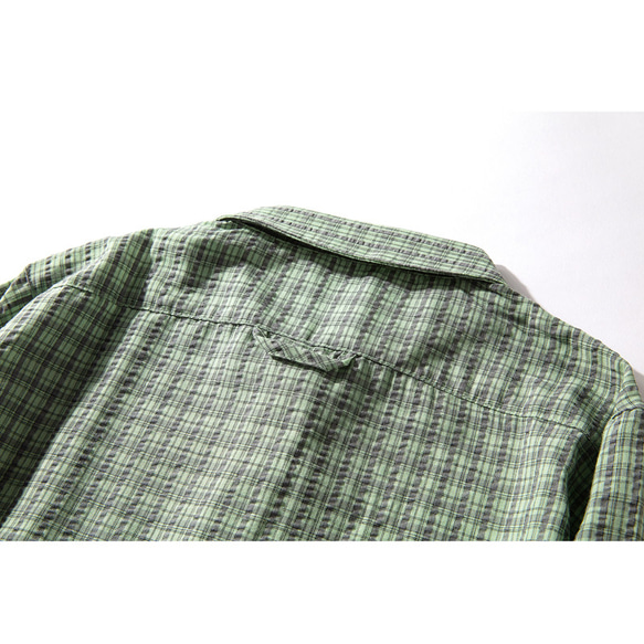 チェック柄長袖シャツ　可愛い襟　ブラウス　シャツ　貝ボタン　グリーン＃L062GR 4枚目の画像