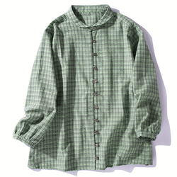 チェック柄長袖シャツ　可愛い襟　ブラウス　シャツ　貝ボタン　グリーン＃L062GR 1枚目の画像