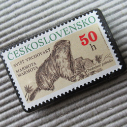 チェコスロバキア　動物切手ブローチ8184 2枚目の画像