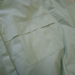 果綠色大口袋寬袖長版衫 第7張的照片