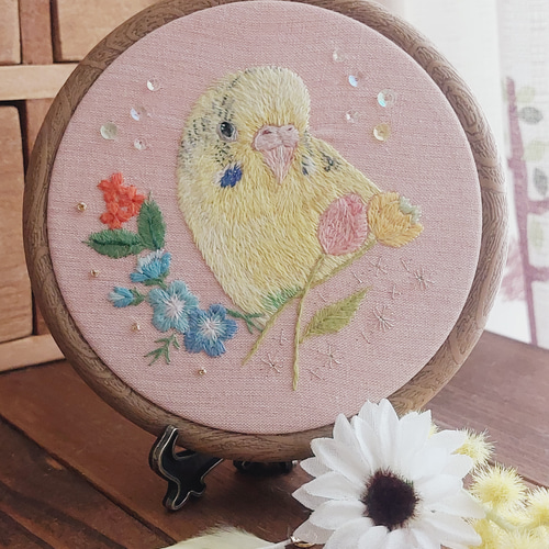 garden ビーズ刺繍の絵です 辿れ Morning