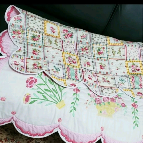 ハッピーキルティング！ボルチモアキルトのタペストリー・カバー(約