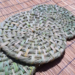 麻と真菰のお守り飾り…国産精麻と出雲真菰で製作した『清めの箒