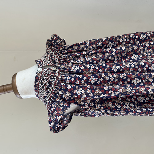 libertyfabricスモッキング刺繍ビショップワンピース 子供服