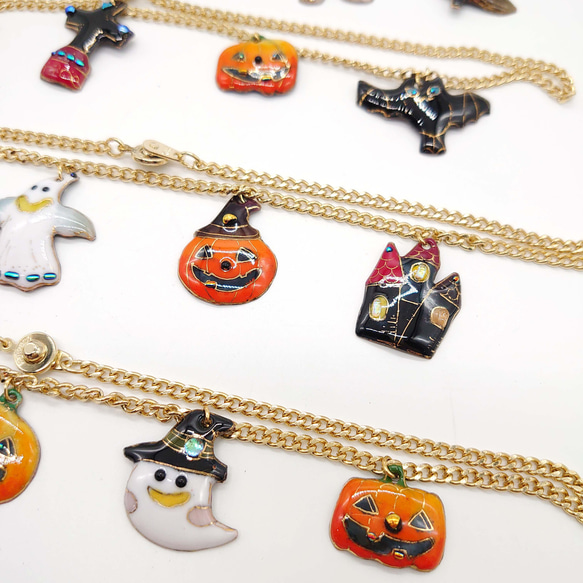 七宝焼のハロウィンのネックレスE【現品限り！一点物】[Creema限定] 5枚目の画像