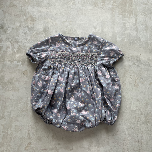 libertyfabricスモッキング刺繍ロンパース ロンパース pratolina