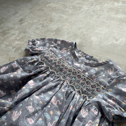 libertyfabricスモッキング刺繍ロンパース ロンパース pratolina