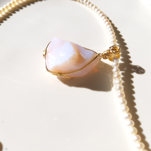 大粒アンダラクリスタル✧オラクルクリア✧ワイヤージュエリーネックレス✧ペンダント 無邪気に自由に舞う・・・✦アンダラクリスタル／ピンクオパール