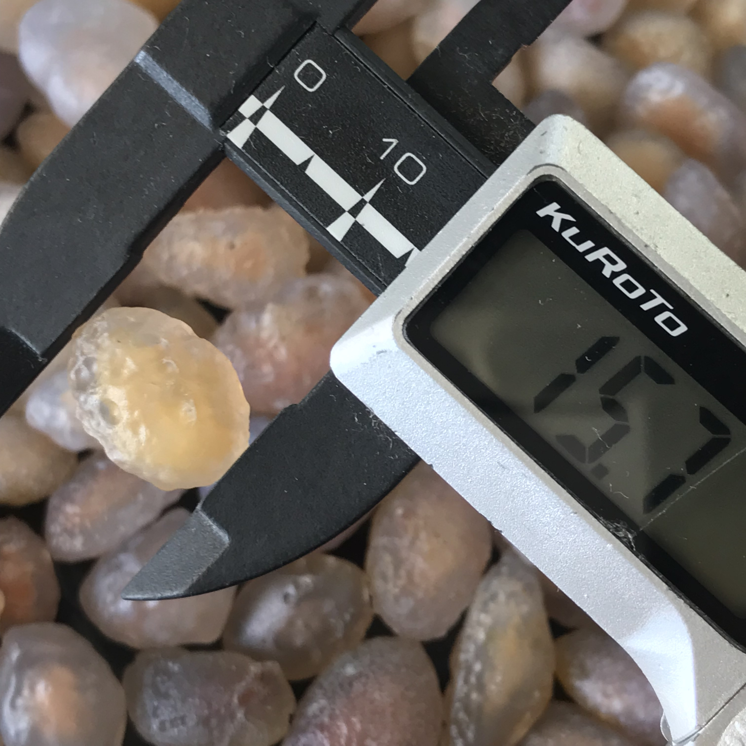 ゴビ石−946 ゴビ瑪瑙　原石　190個