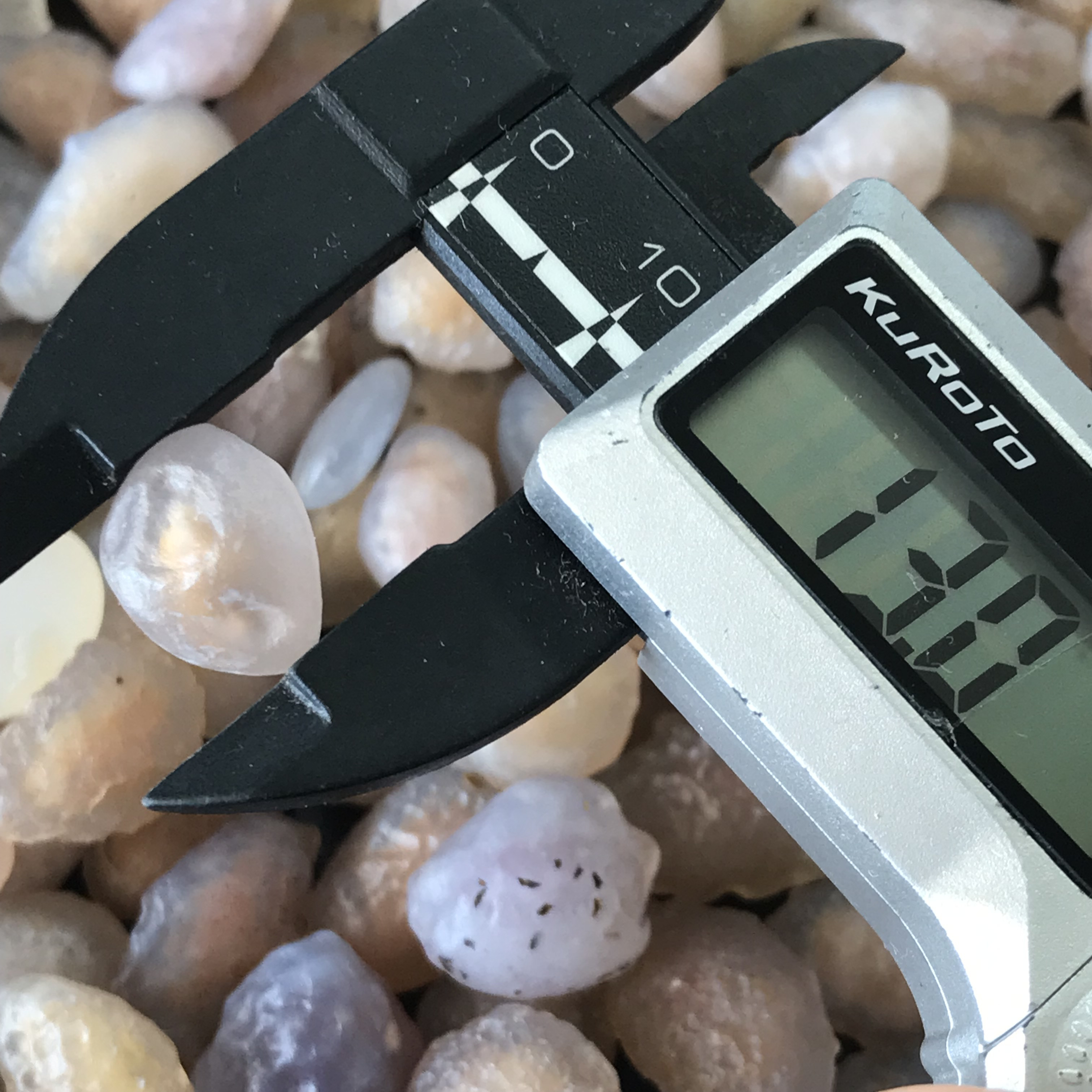 ゴビ石−946 ゴビ瑪瑙　原石　190個