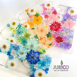 カラフルな押し花のスマホケース 選べる5color 全機種対応　ブルー・グリーン・ピンク・パープル・イエロー 2枚目の画像
