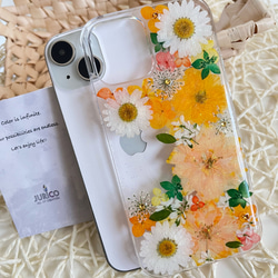カラフルな押し花のスマホケース 選べる5color 全機種対応　ブルー・グリーン・ピンク・パープル・イエロー 4枚目の画像