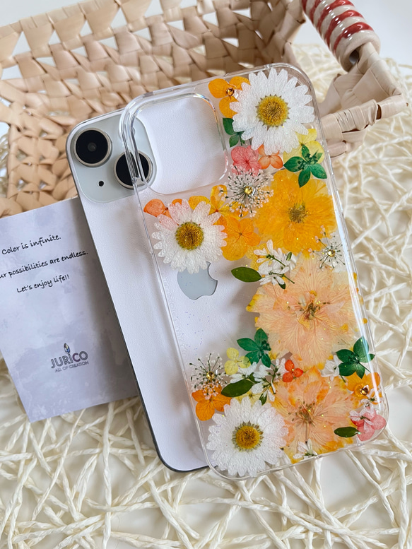 カラフルな押し花のスマホケース 選べる5color 全機種対応　ブルー・グリーン・ピンク・パープル・イエロー 4枚目の画像