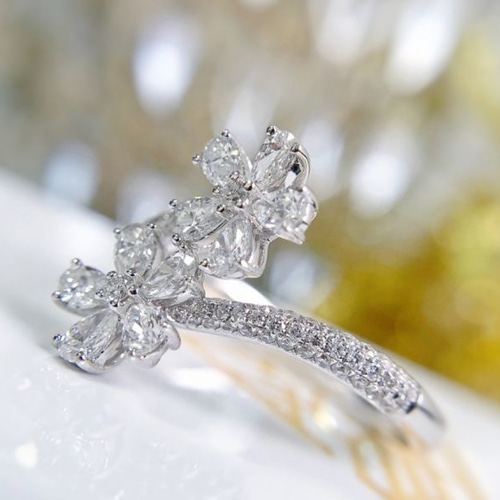 ♪ダイヤモンドダブルフラワー ダイヤモンド リング☆彡＃アクセサリー 
