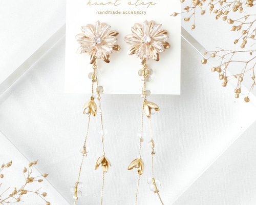 180 パープル✖︎ゴールド花びら＆ジルコニア付お花チャーム　ピアスorイヤリング e26c1bc1b16bd82188bbfd2d997dc9