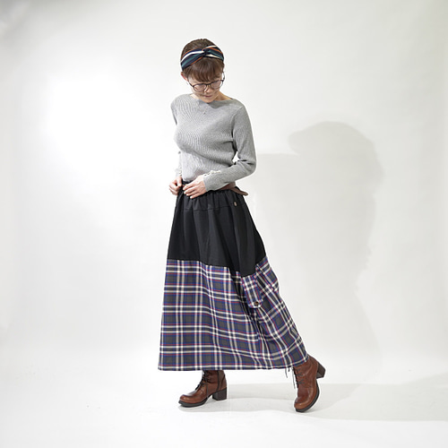 トーンオントーンチェック柄＊丸みあるバルーンデザイン＊スカート