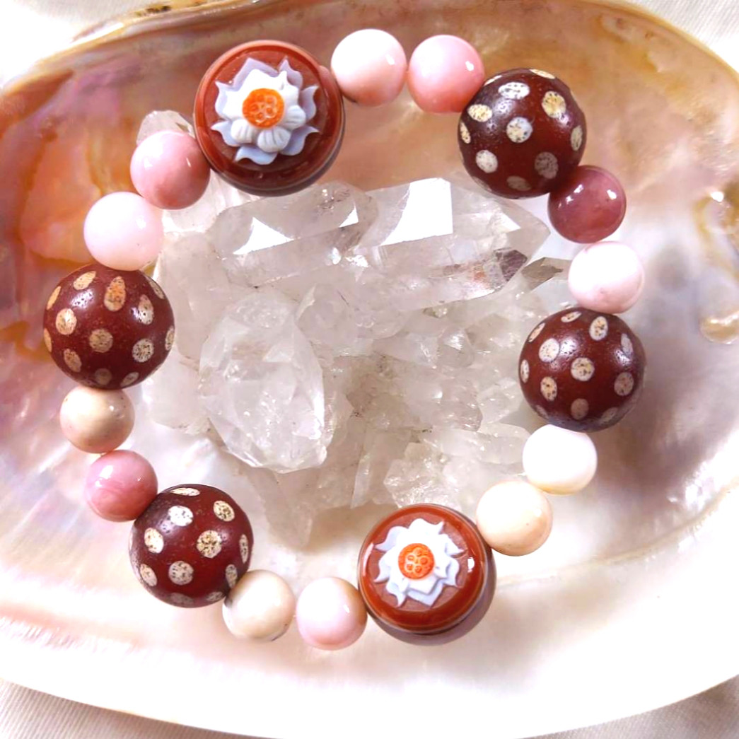 蓮花彫刻天眼石❣.満点天珠さんのブレスレット