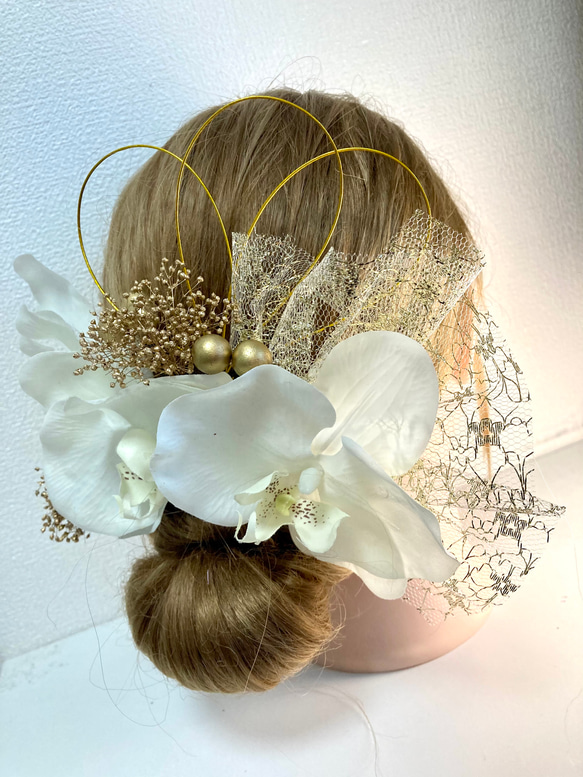 髪飾り　成人式　結婚式　胡蝶蘭　水引　金箔 3枚目の画像