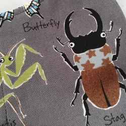 【昆虫柄】カブト虫・クワガタ　立体マスク　グレー　手作りマスク　カマキリ　ハチ　蜂　トンボ　てんとう虫 6枚目の画像