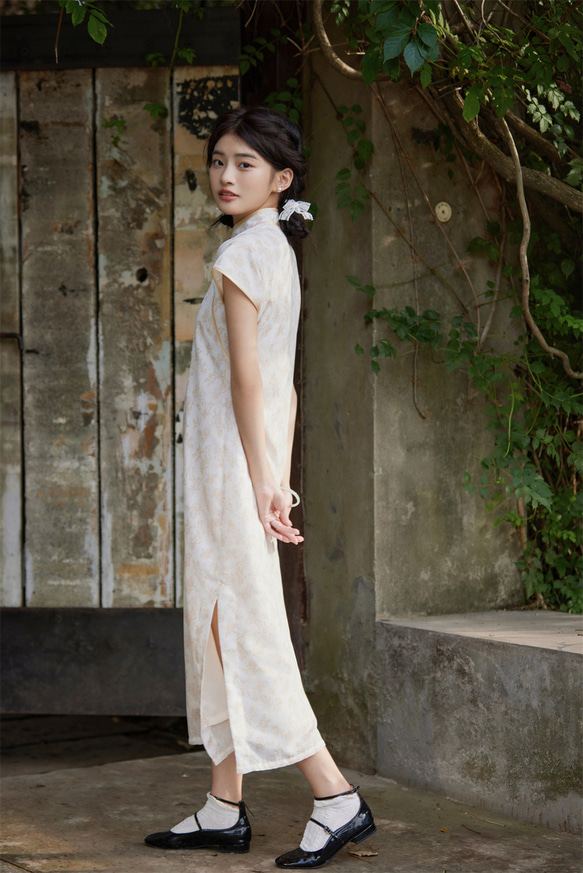 米白色 溫婉園襟古法雪紡少女旗袍 新中式中秋春節改良連身裙洋裝 第3張的照片