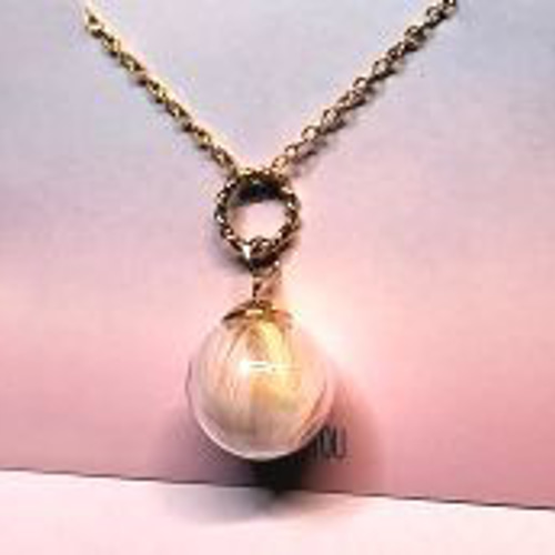 オーダーメイド♪愛鳥の羽入りガラスドームピアス/イヤリング