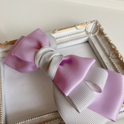 グレー&パープルピンクリボンの華やかバレッタ♡大人可愛いデートファッションギフト 3枚目の画像