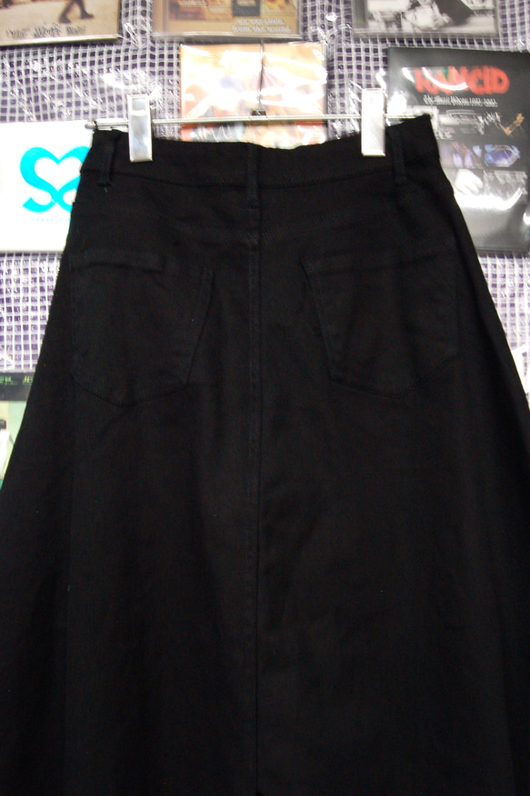 リメイク　ブラックデニム　Aラインロングスカート 7枚目の画像