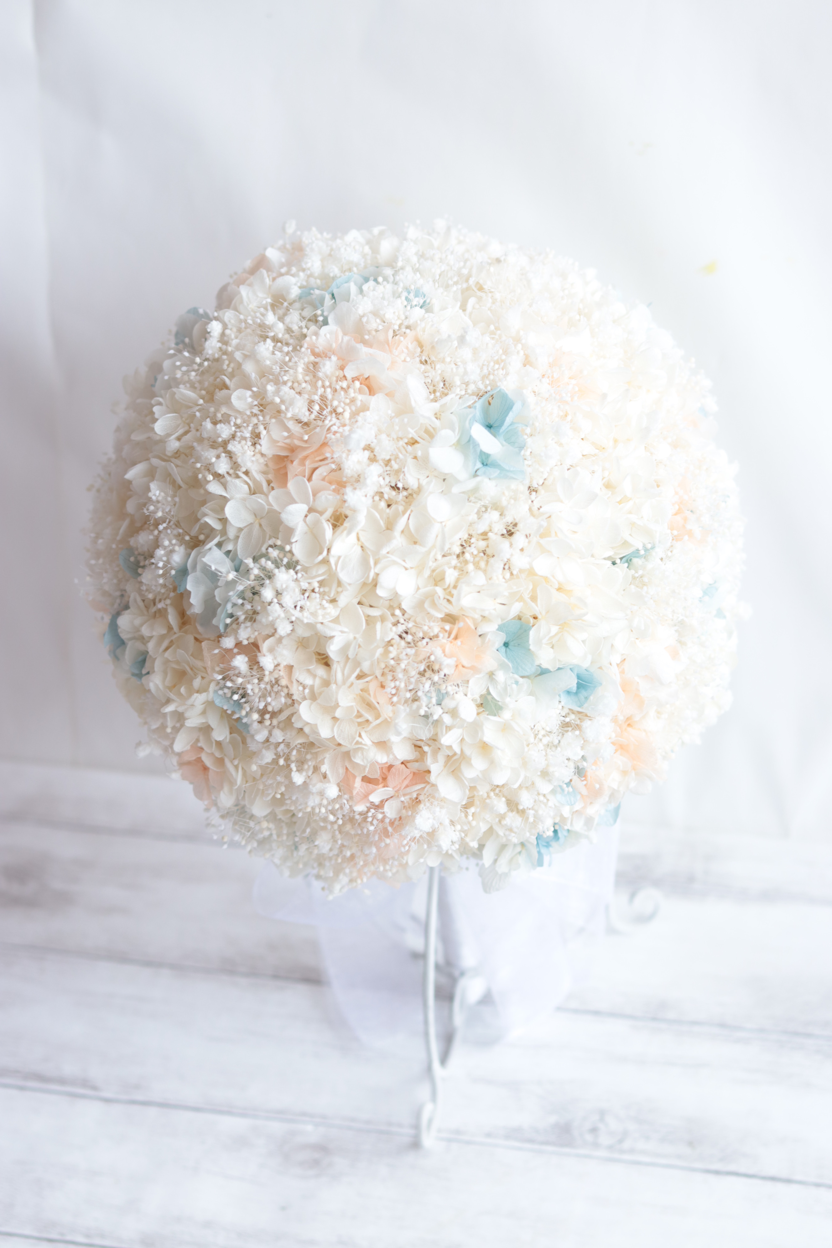 【カラーオーダー制】カスミソウ×アジサイmixのラウンドブーケ(M)＊プリザーブドフラワー