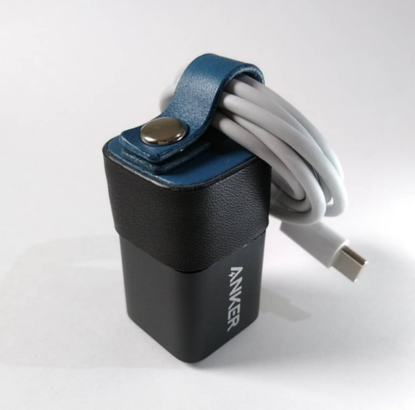 プラグが折りたためない充電器のレザーケース プラグカバー＆コード