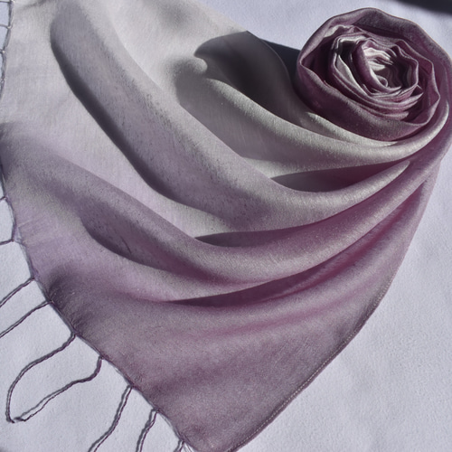 新生地「色が変化する麴塵染」シルク100%ストール ストール 鞆屋