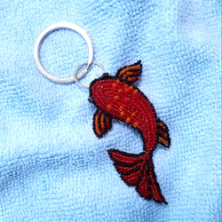 にしきごい(銀鱗紅鯉)ブローチ ＊オートクチュールビーズ刺繍 4枚目の画像