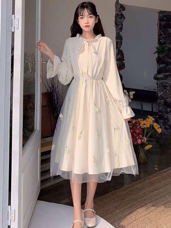 花柄 ホワイト 長袖ワンピース 楽天市場】【ホワイトのみ再入荷♪8/24 20時】（S~L対応）春一番