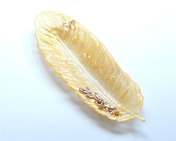 羽根の皿[インテリアトレイ]ゴールド 1枚目の画像