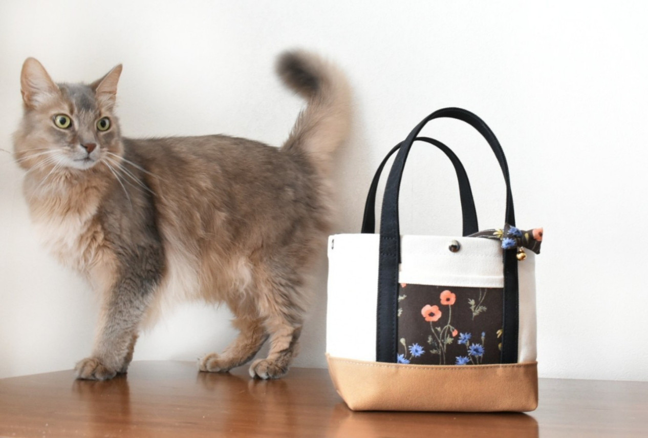 お散歩トートとおしゃれリボン【蝶ネクタイ】＊猫(&小型犬)首輪　土の香り