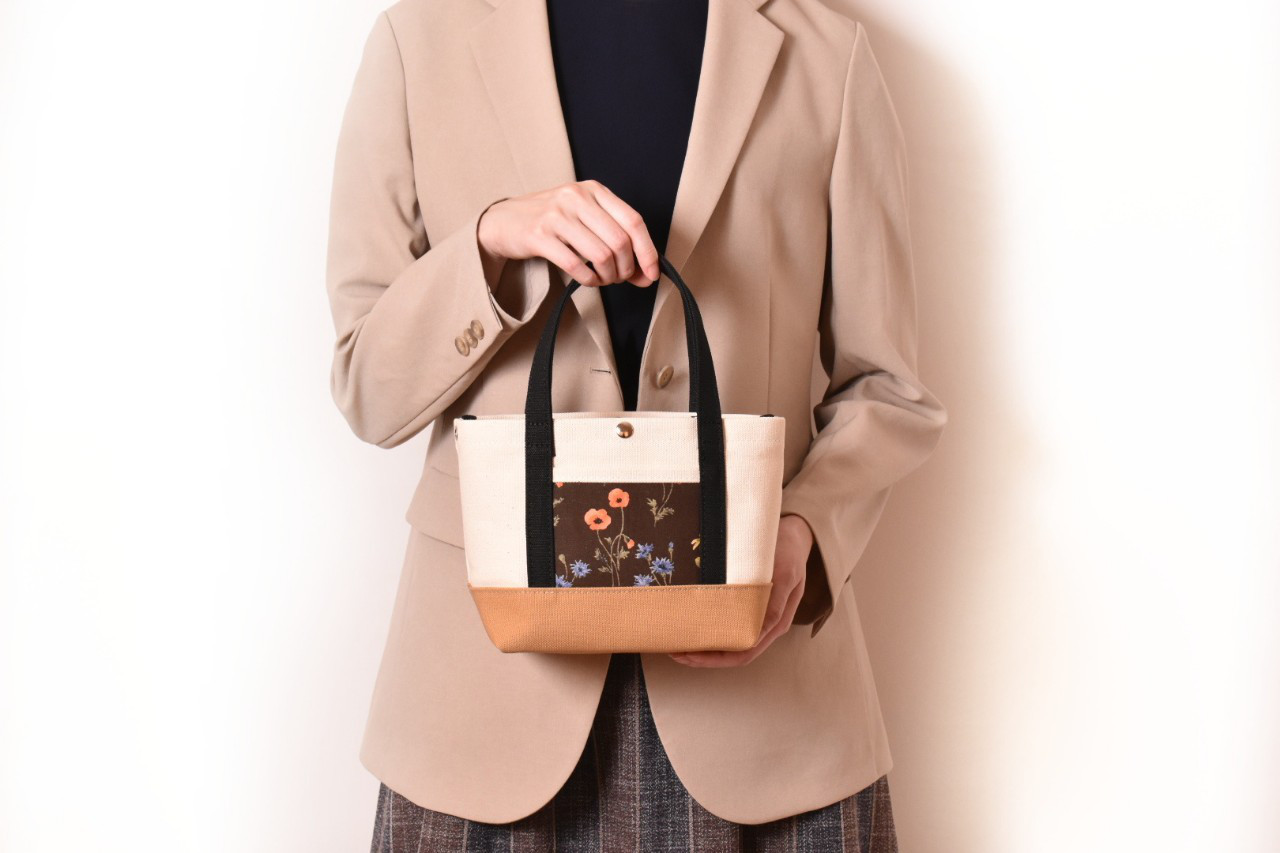 お散歩トートとおしゃれリボン【蝶ネクタイ】＊猫(&小型犬)首輪　土の香り